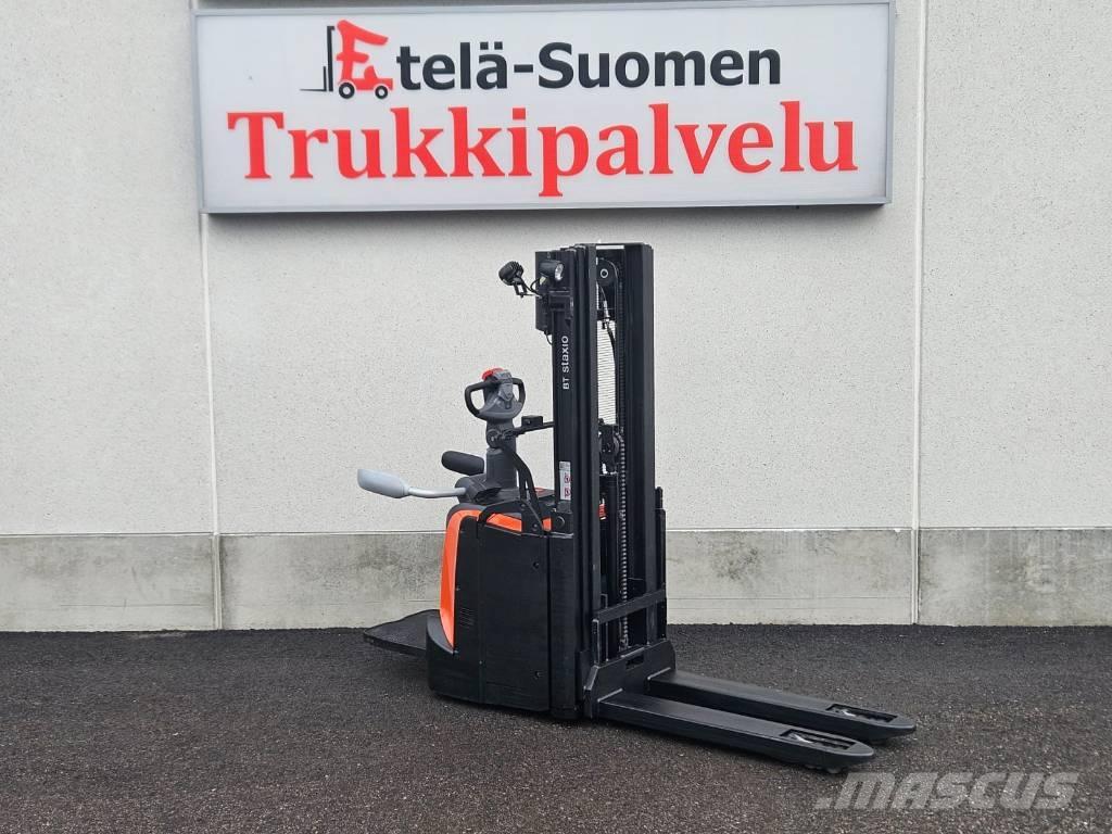 Toyota SPE120 L Samopogonski ručni viličari