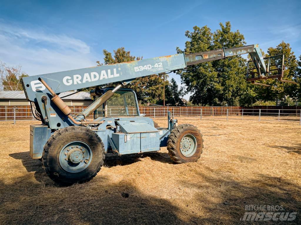 Gradall 534 D-6-42 Teleskopski viličari