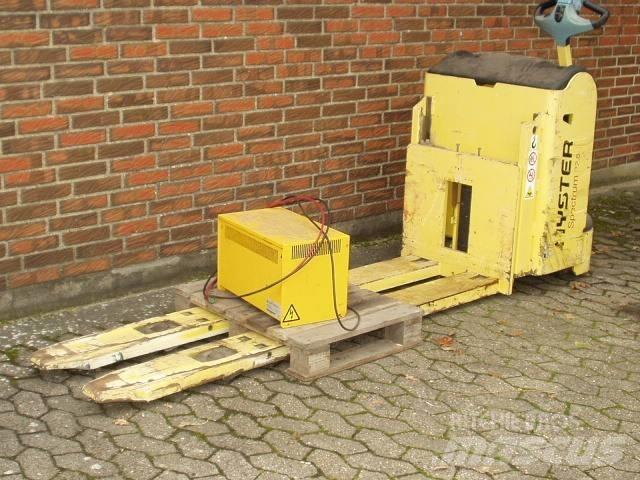 Hyster P 2.5 Nisko podizni električni viličar