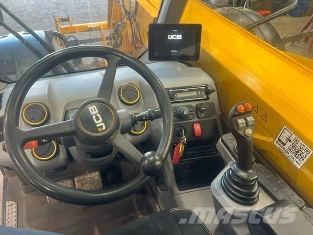 JCB 532 Poljoprivredni teleskopski utovarivači