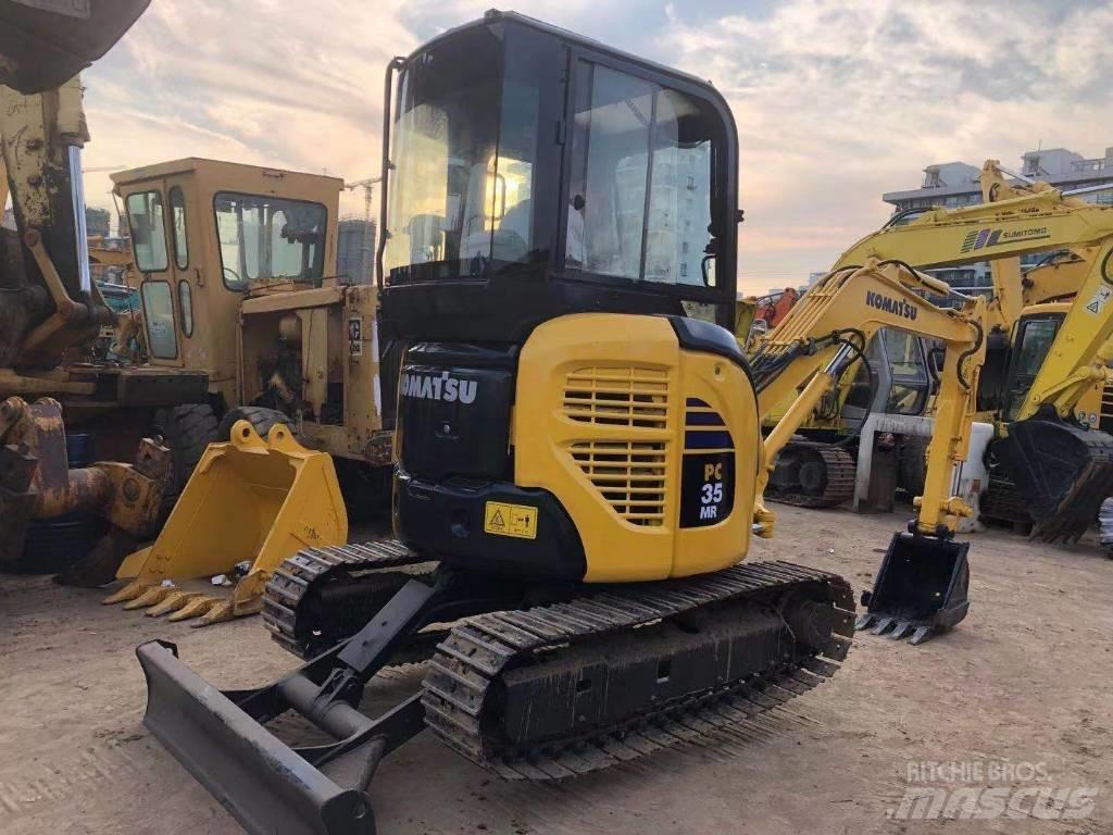 Komatsu PC35 Mini bageri <7t
