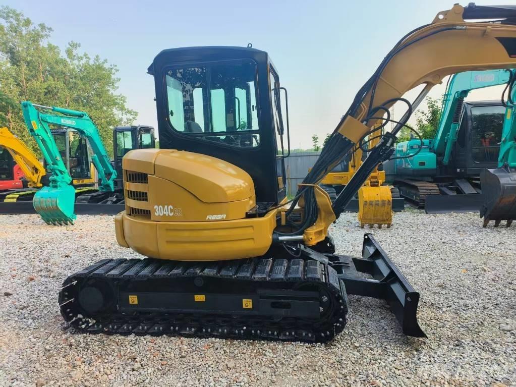 CAT 304 CR Mini bageri <7t