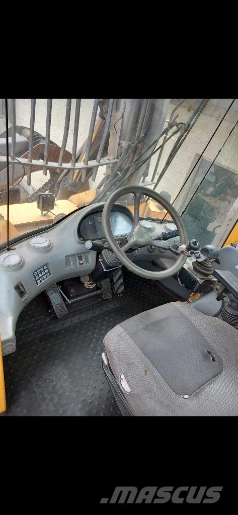 Volvo L 180 E Utovarivači na kotačima