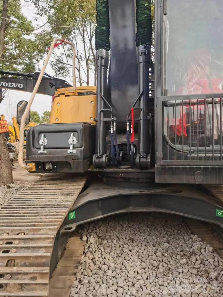 Volvo EC 140 Bageri gusjeničari