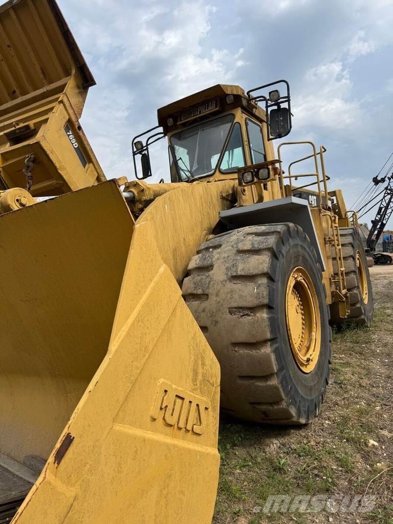 CAT 988F Utovarivači na kotačima