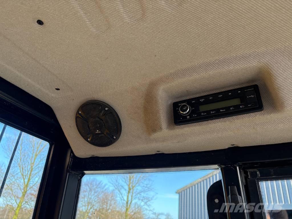 Hydrema 912 G Zglobni demperi