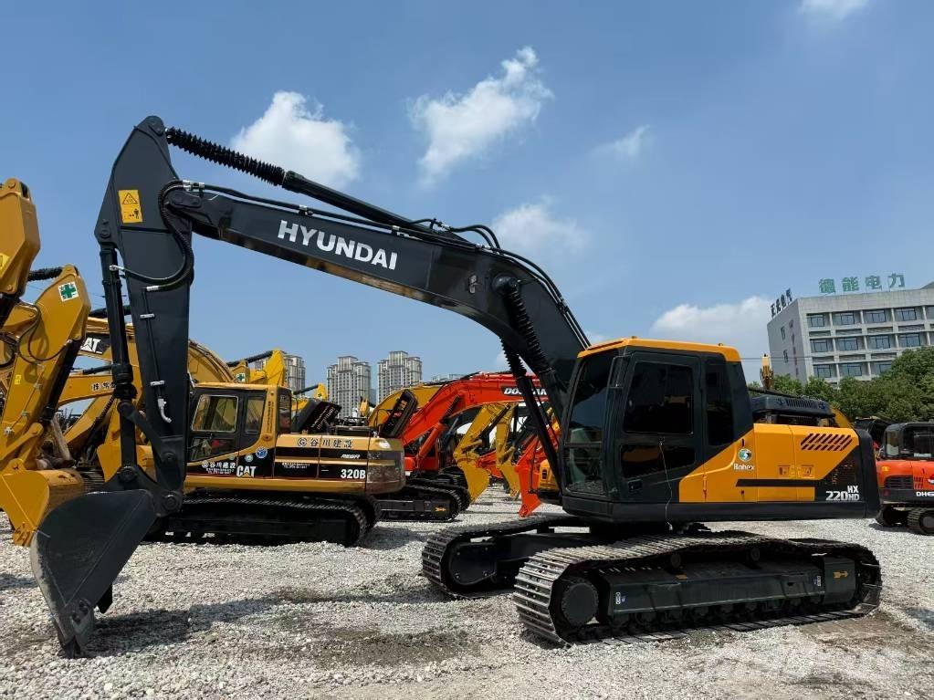 Hyundai 220HD Bageri gusjeničari
