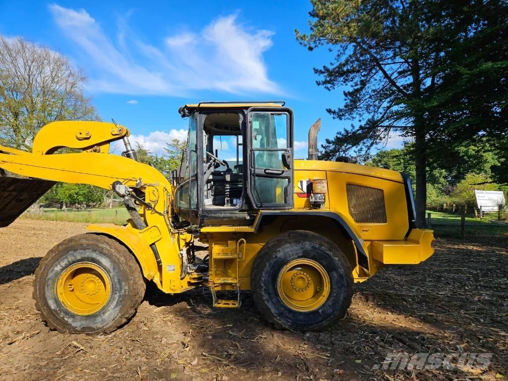 CAT 930 M Utovarivači na kotačima