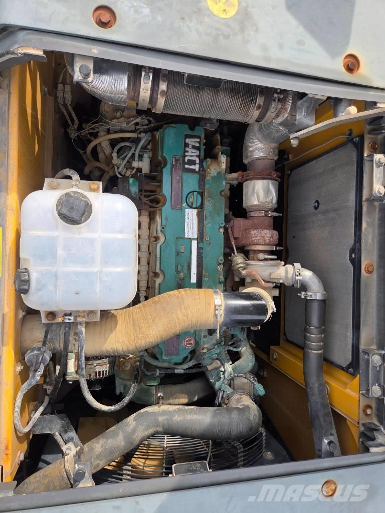 Volvo EC 300 EL Bageri gusjeničari