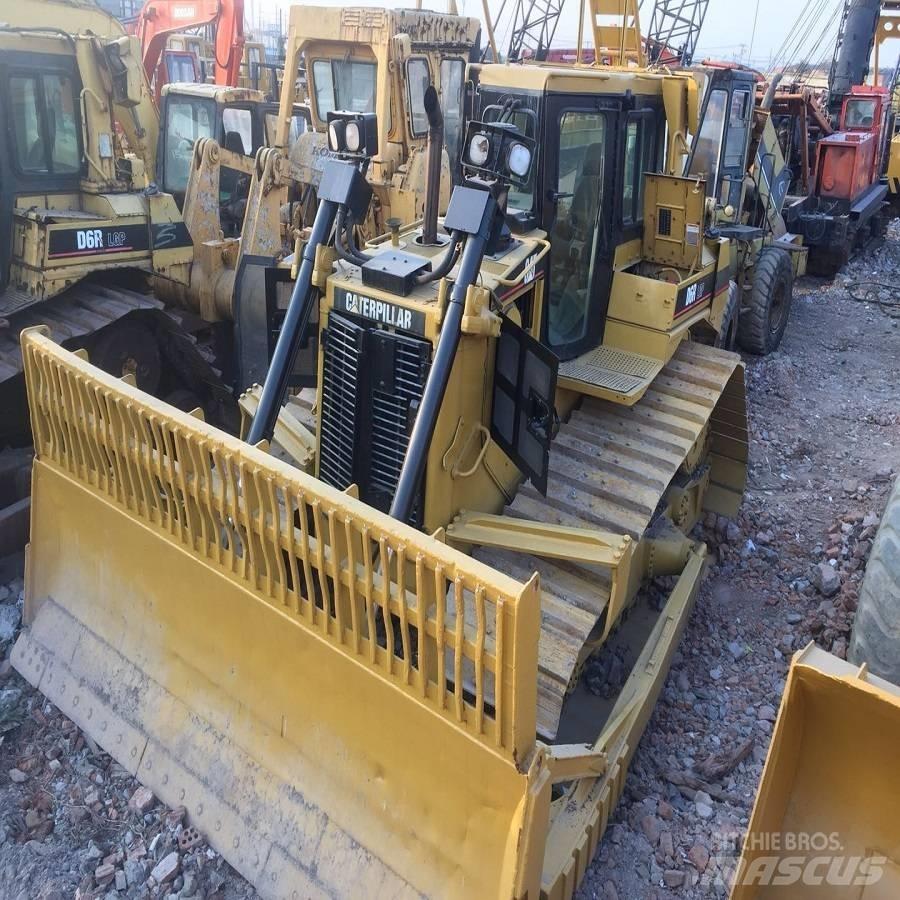 CAT D6R Buldožeri gusjeničari