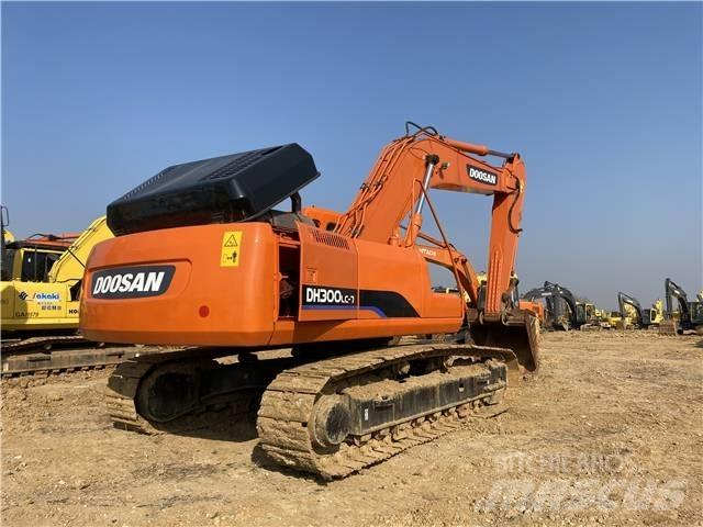 Doosan DH300 Bageri gusjeničari