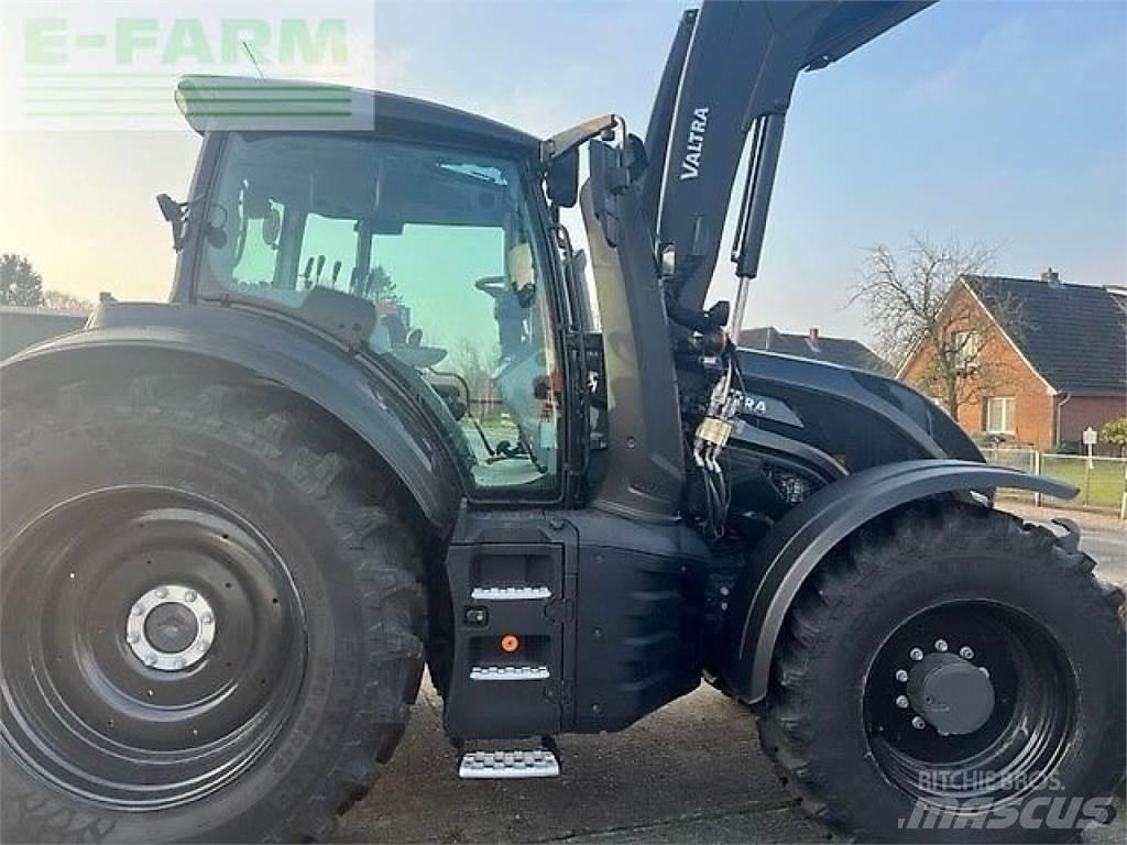 Valtra t175ea Traktori