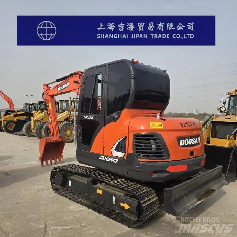 Doosan DX 60 Bageri gusjeničari