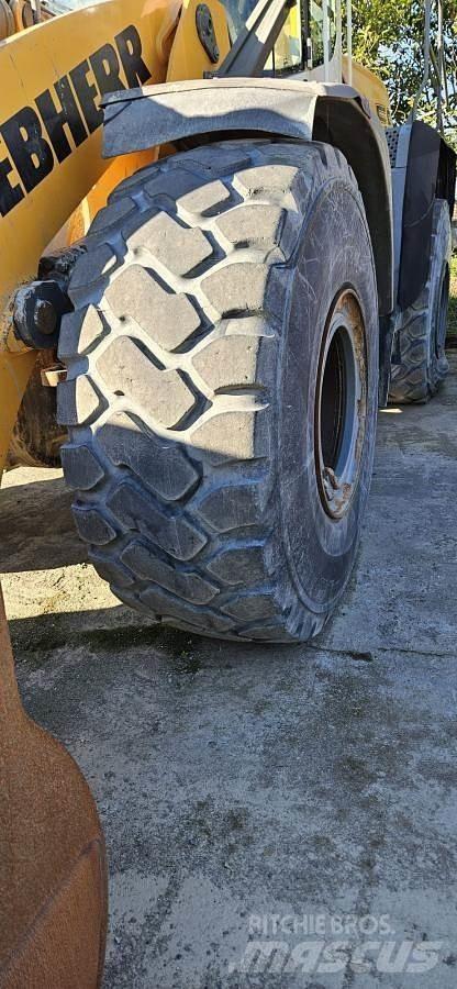Liebherr L580 - Utovarivači na kotačima