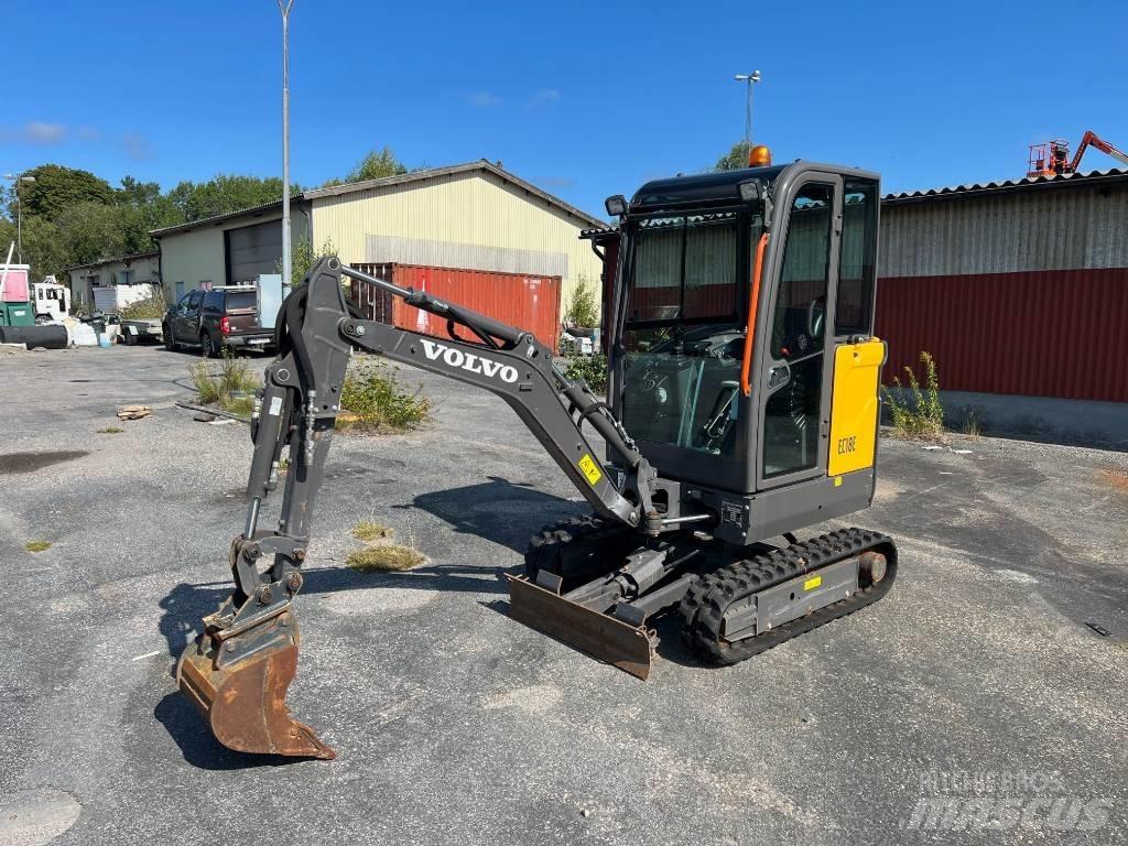 Volvo EC 18 E Mini bageri <7t