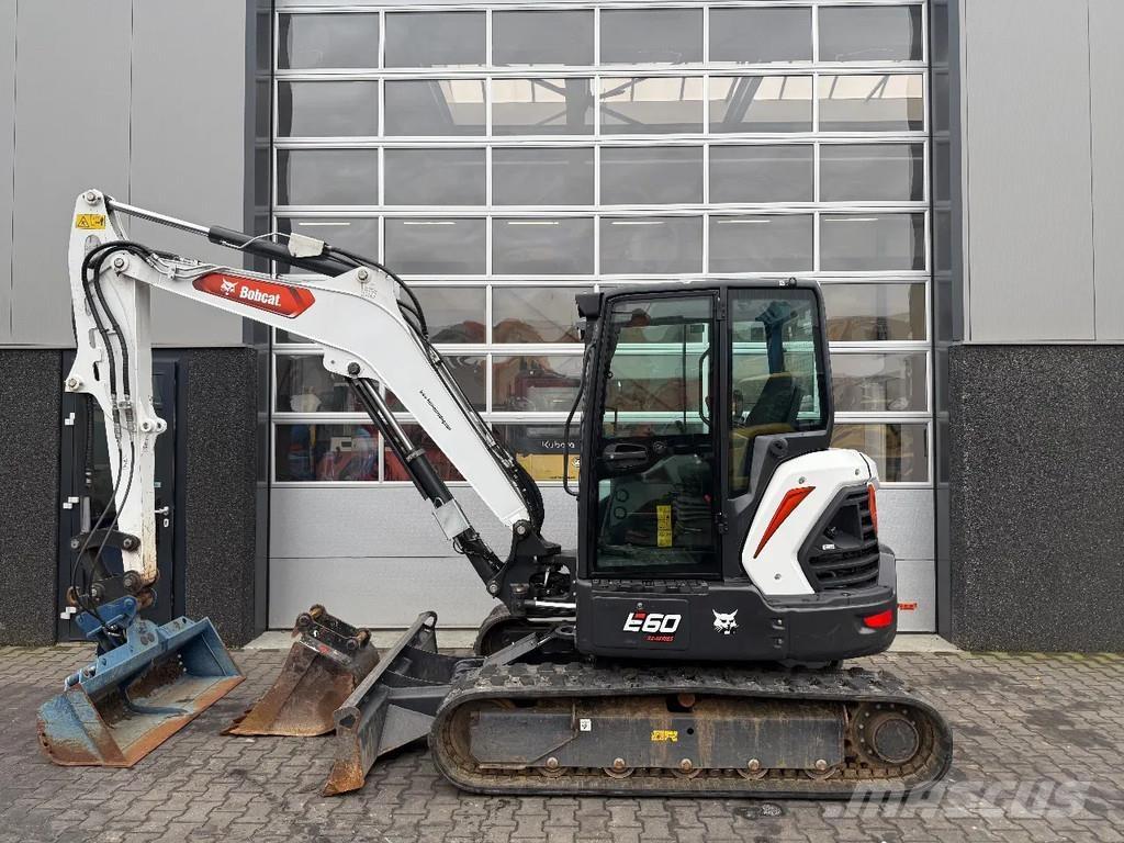 Bobcat E60 Mini bageri <7t