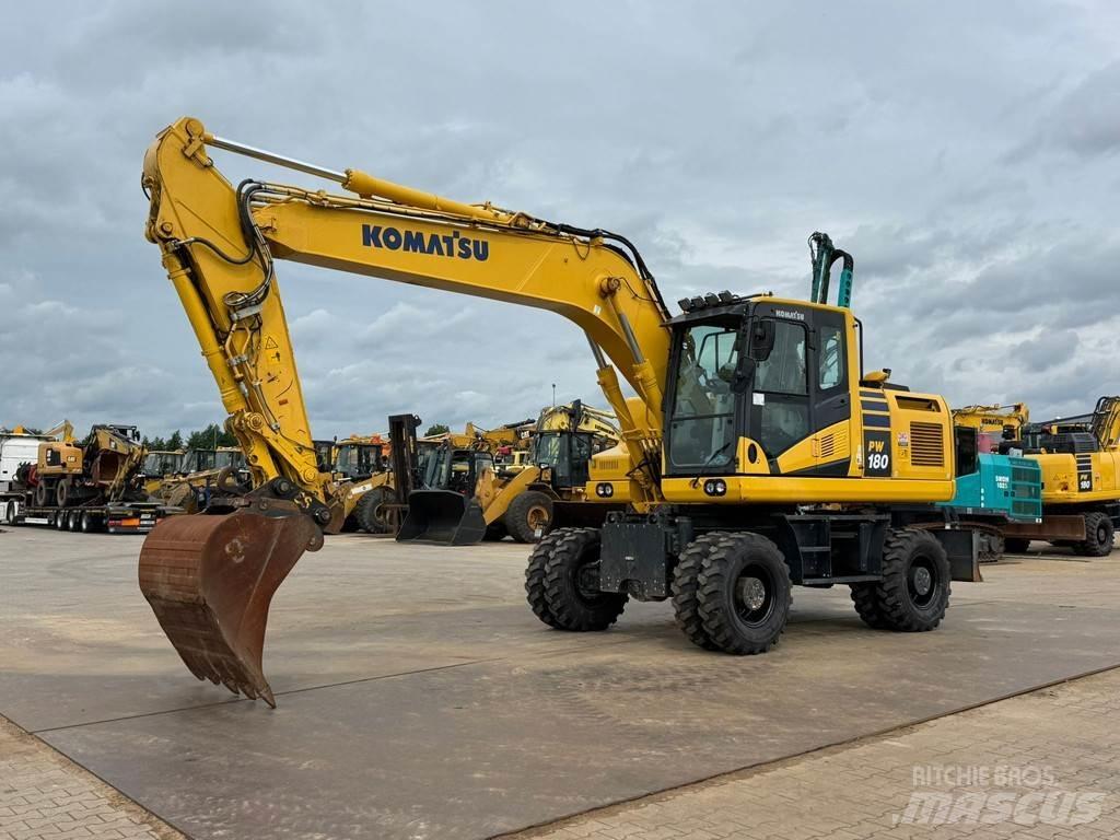 Komatsu PW180-11 Bageri na kotačima