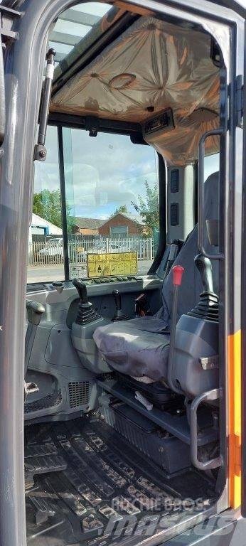 Develon Excavator Bageri gusjeničari