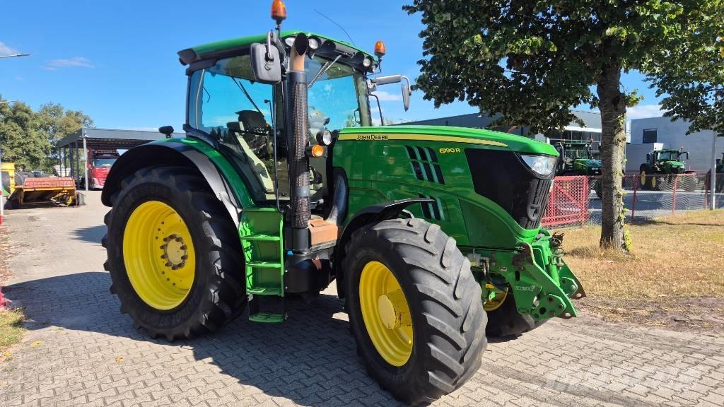 John Deere 6190 R Traktori