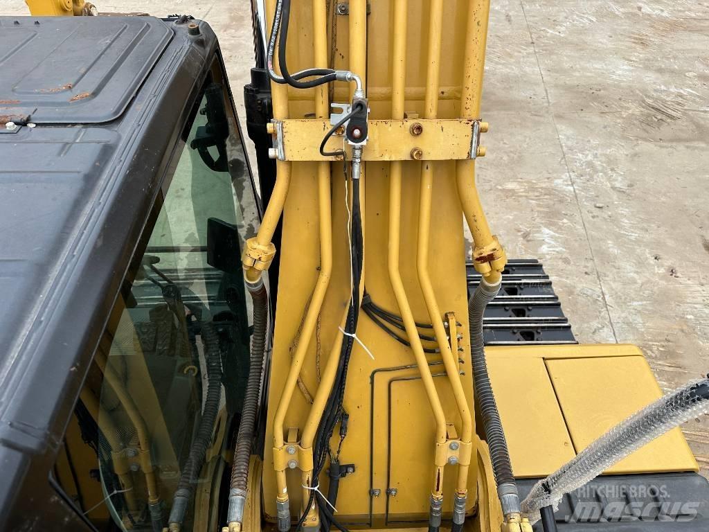 CAT 323GC Bageri gusjeničari