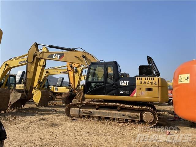 CAT 323D Bageri gusjeničari