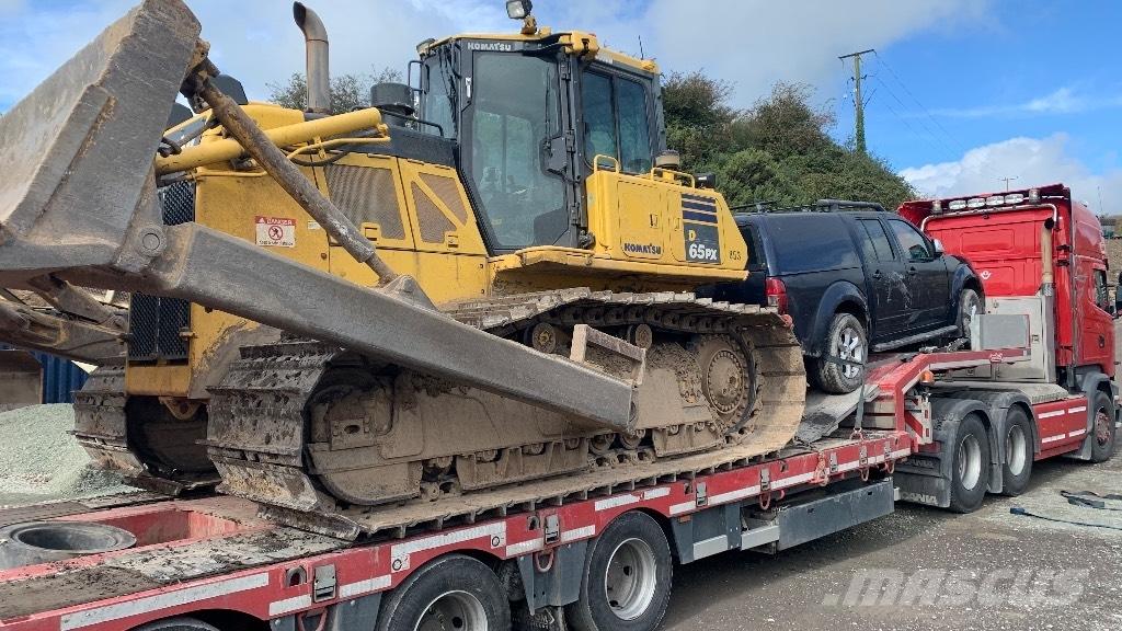 Komatsu D 65 PX-17 Zglobni demperi
