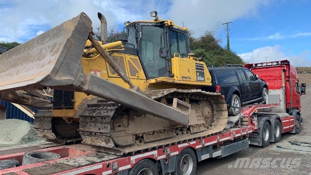 Komatsu D 65 PX-17 Zglobni demperi