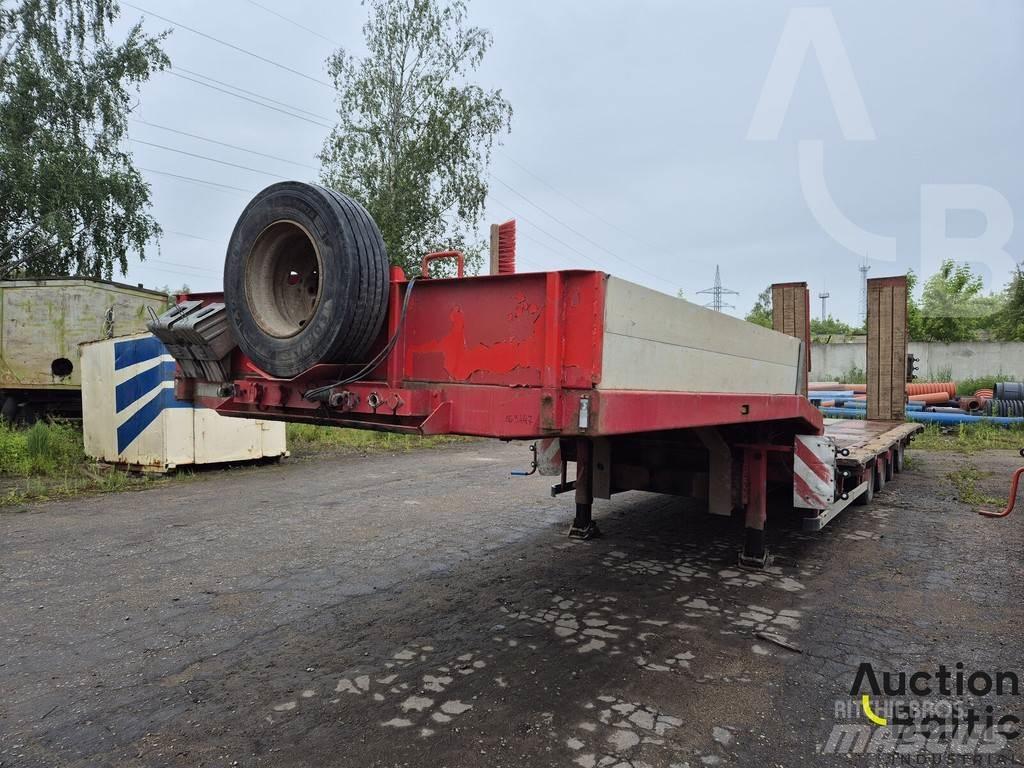 HRD STL M4N Poluprikolice sa ceradom