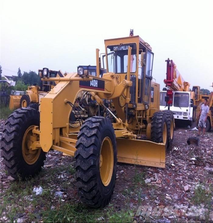 CAT 140 H II Grejderi