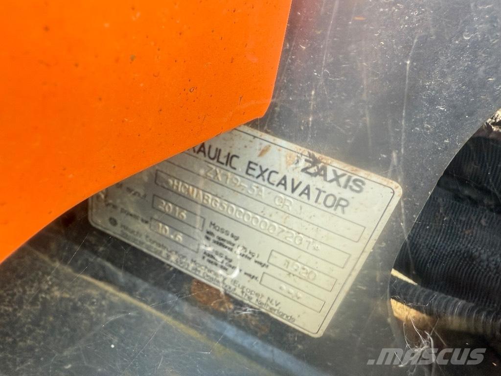 Hitachi ZX 19-5 Mini bageri <7t