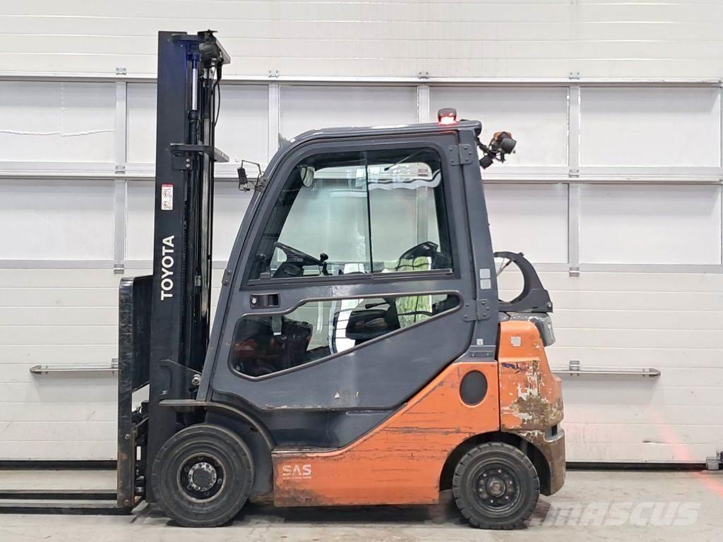 Toyota 02-8FGF18 Plinski viličari