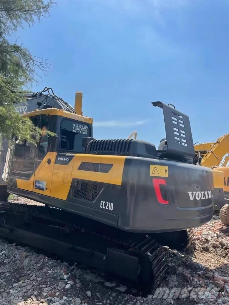 Volvo EC210D Bageri gusjeničari