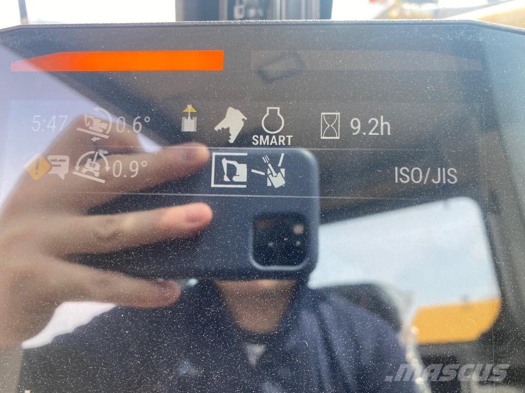 CAT 352 UHD Bageri gusjeničari