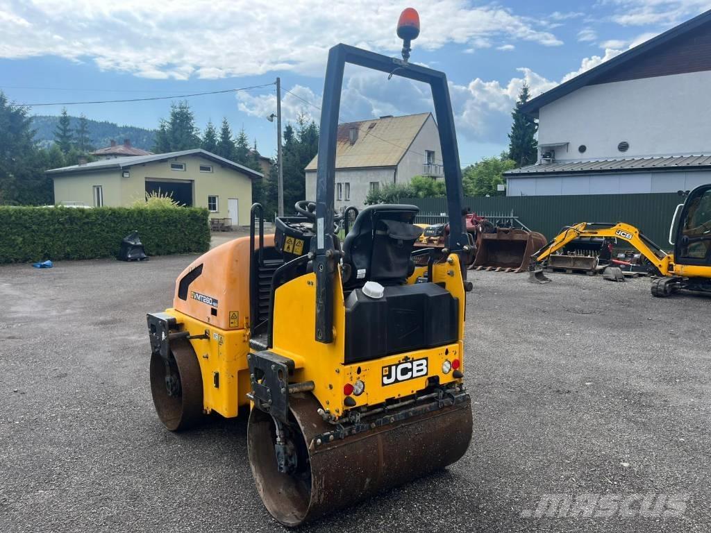 JCB VMT 260-120 Valjci sa dvojnim bubnjem