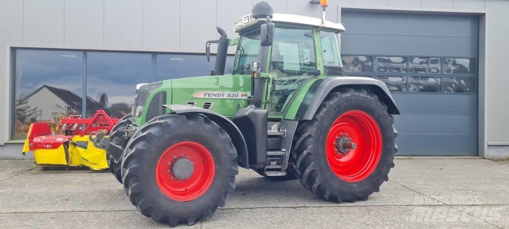 Fendt 820 Vario TMS Traktori