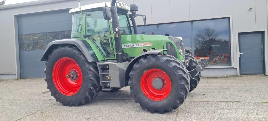 Fendt 820 Vario TMS Traktori