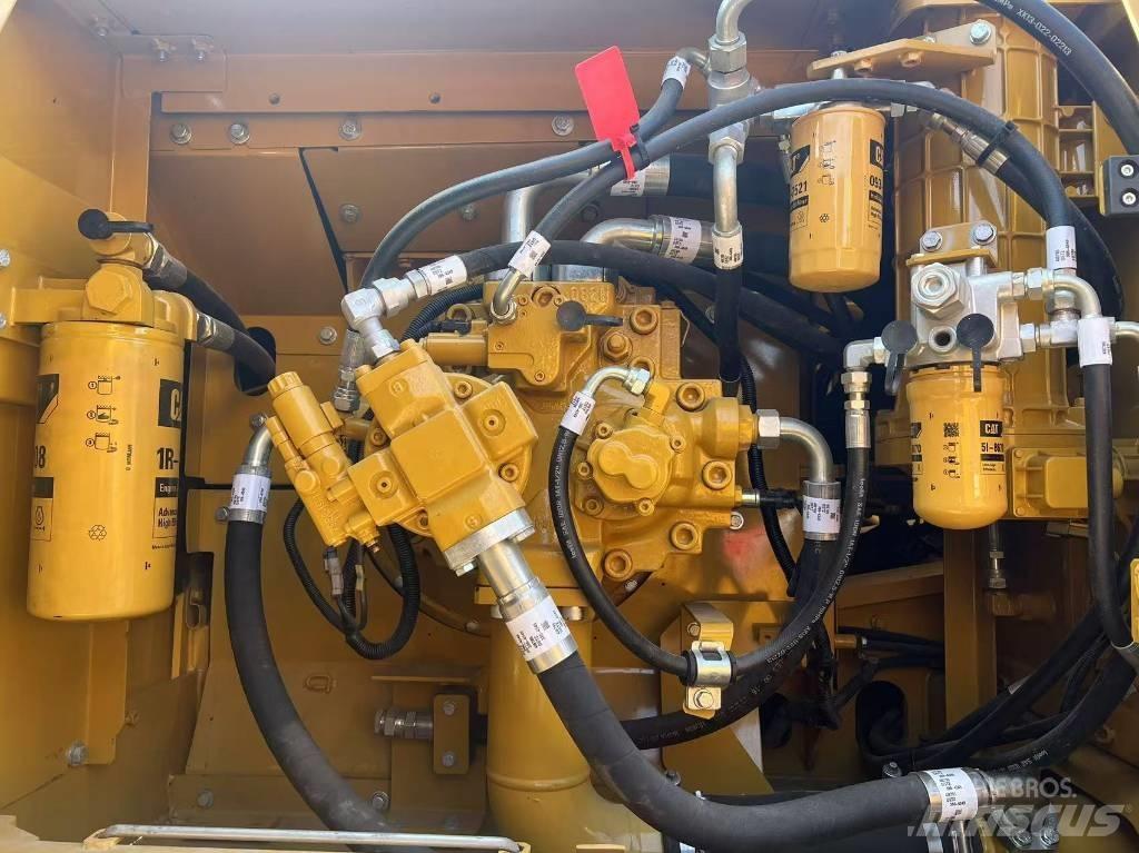 CAT 330 D Bageri gusjeničari