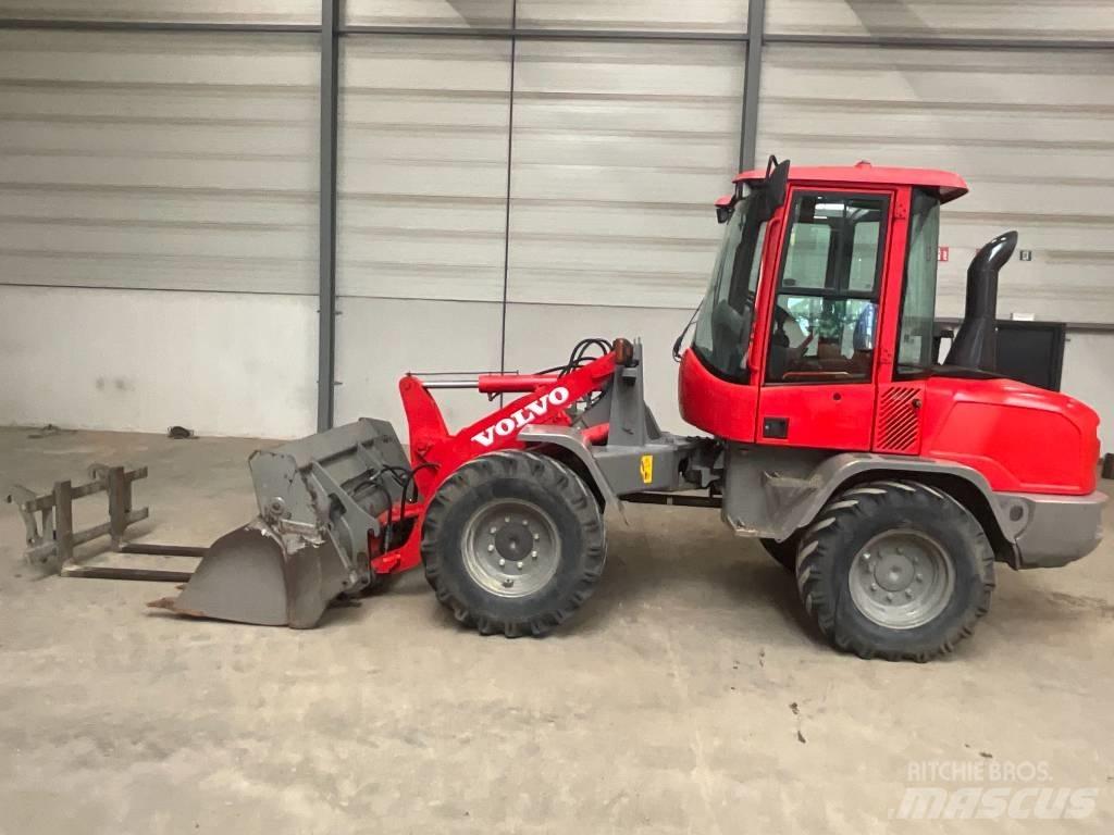 Volvo L 30 G Utovarivači na kotačima