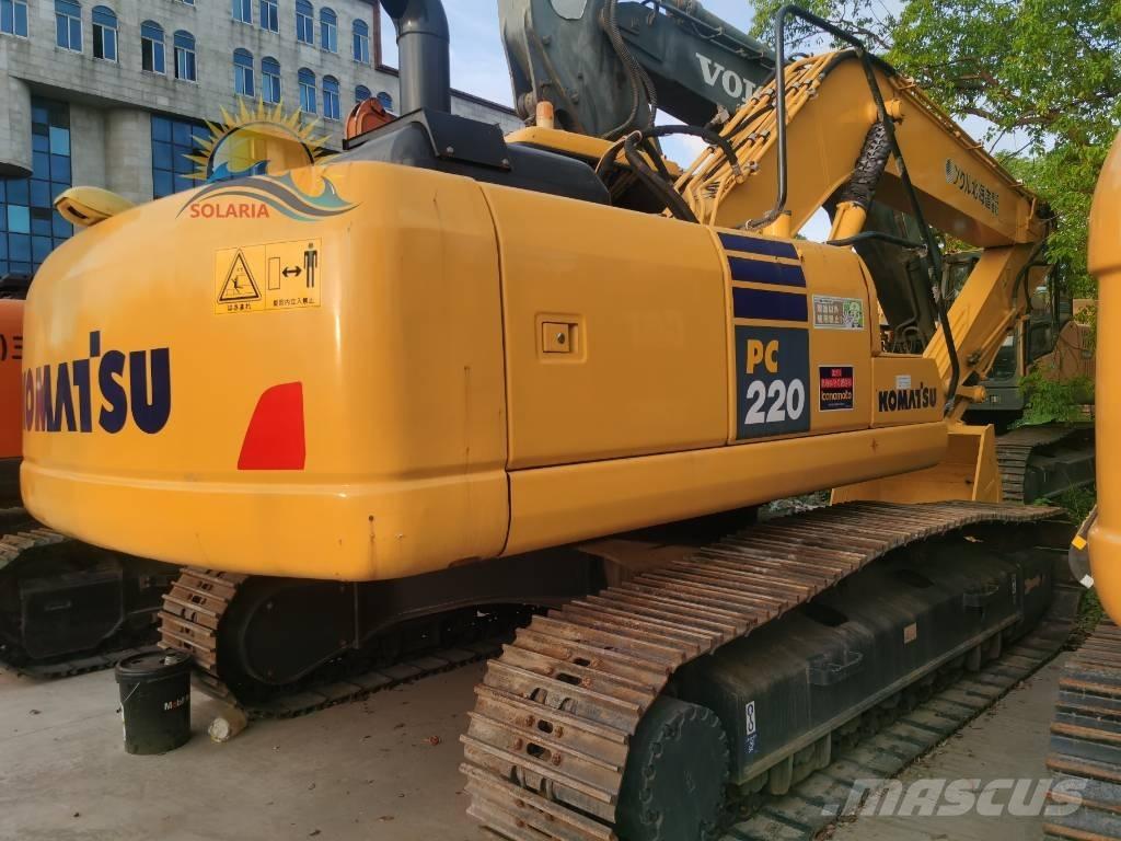 Komatsu PC 220-7 Bageri gusjeničari