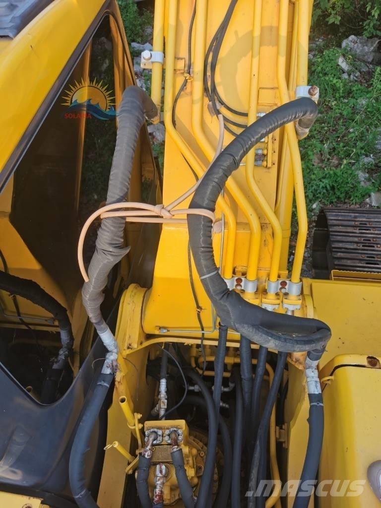 Komatsu PC 220-7 Bageri gusjeničari