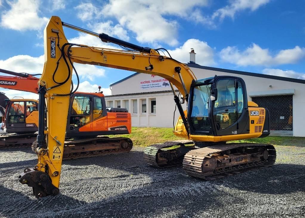 JCB JS 130 LC Bageri gusjeničari