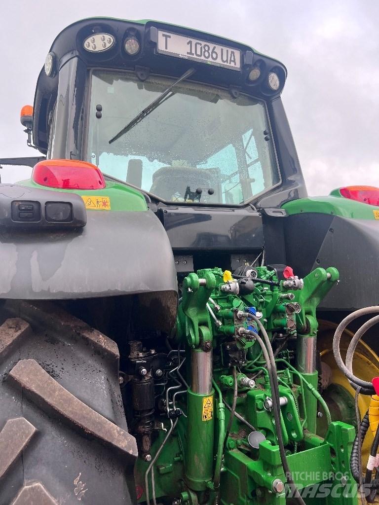 John Deere 6175 M Traktori