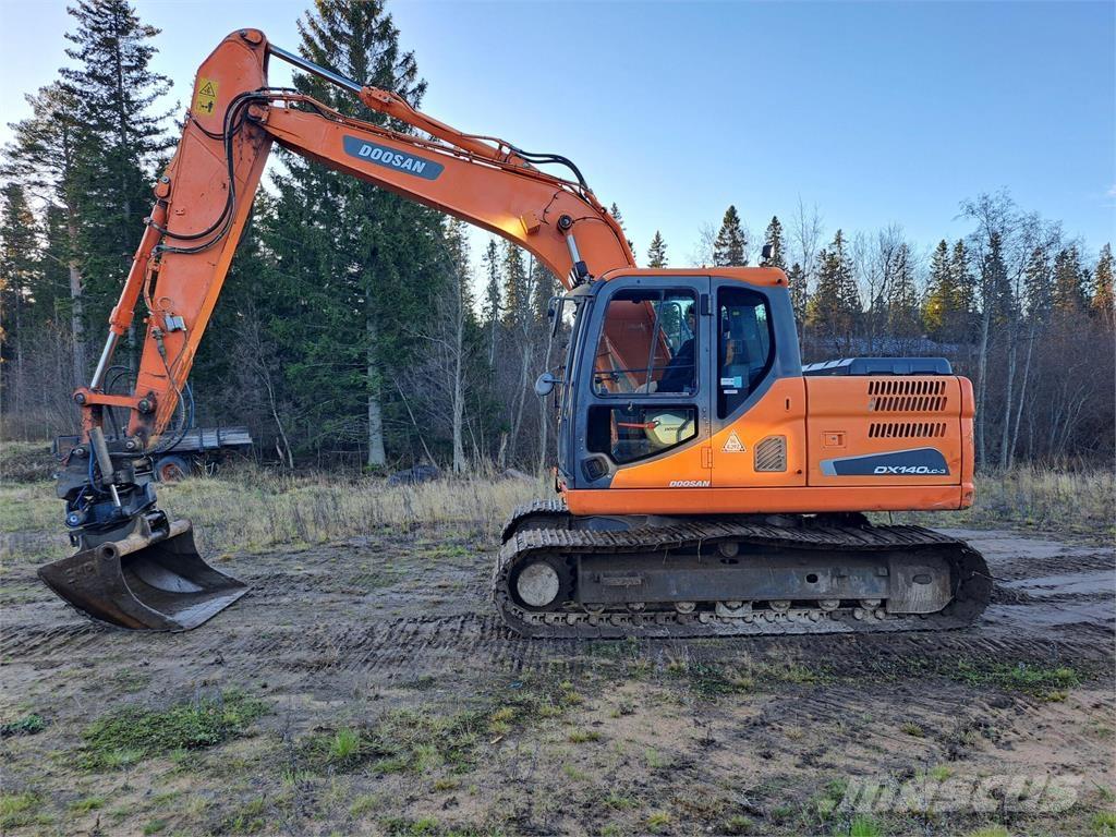 Doosan DX 140 LC-3 Bageri gusjeničari