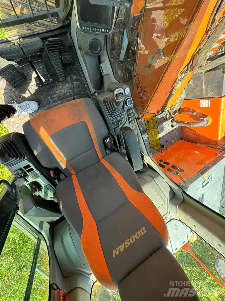 Doosan DX 140 LCR Bageri gusjeničari