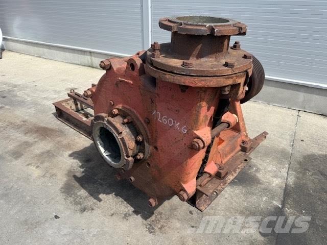 Warman dredge pump. Plutajući bageri