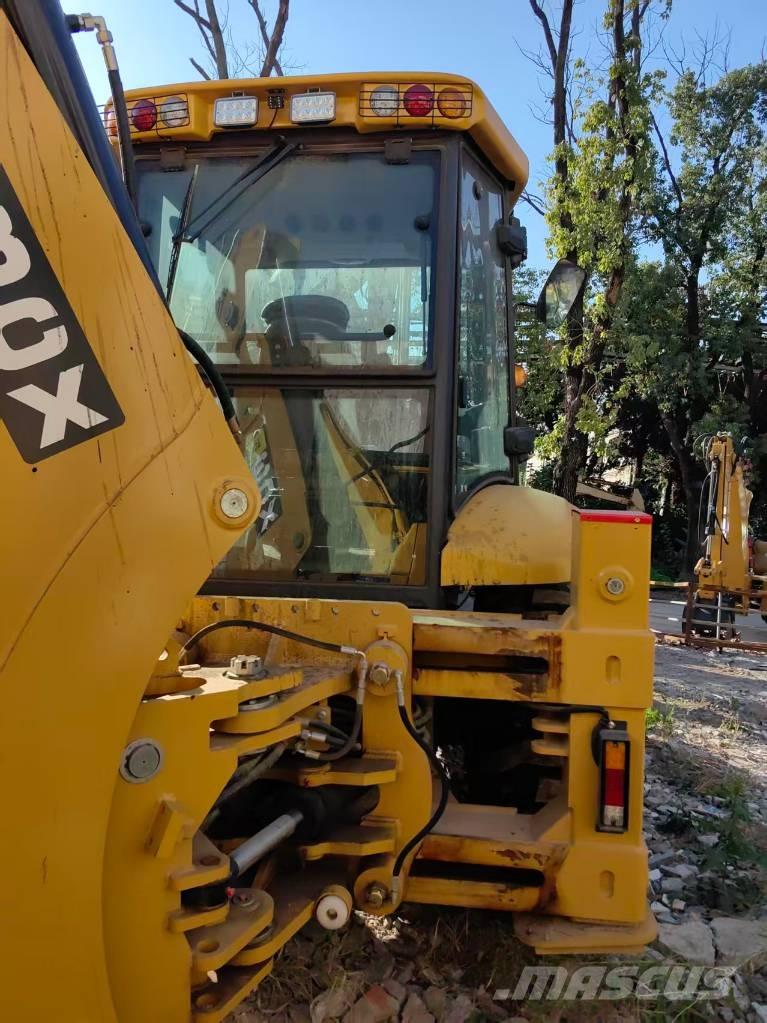 JCB 3 CX NEW MACHINE Utovarni rovokopači