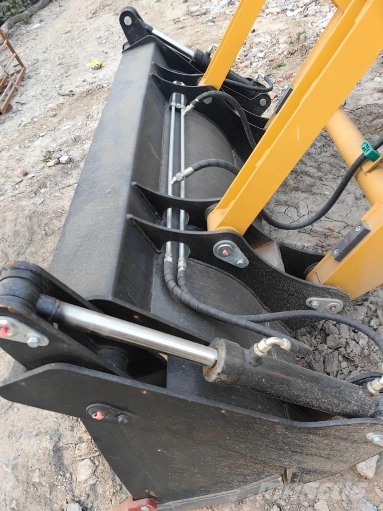 JCB 3 CX NEW MACHINE Utovarni rovokopači