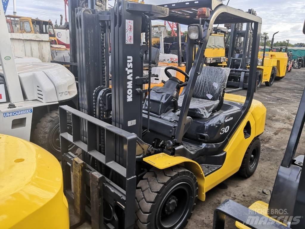 Komatsu 3 Dizelski viličari