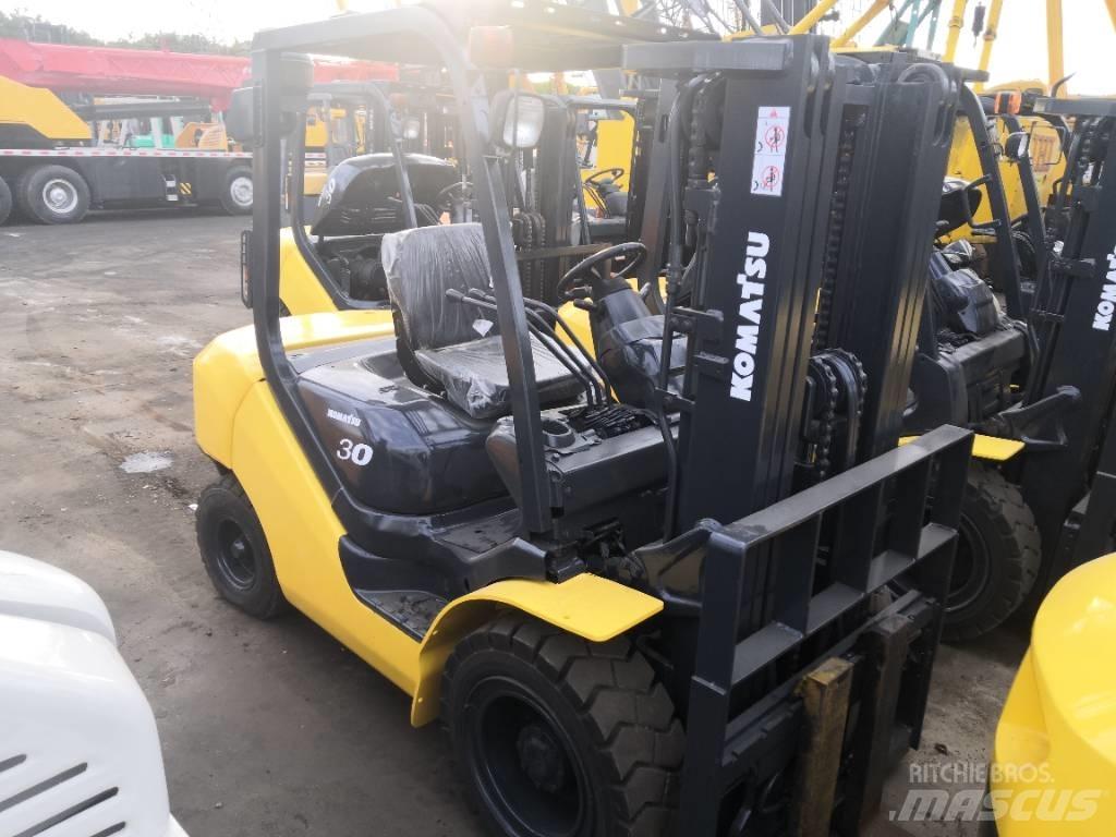 Komatsu 3 Dizelski viličari