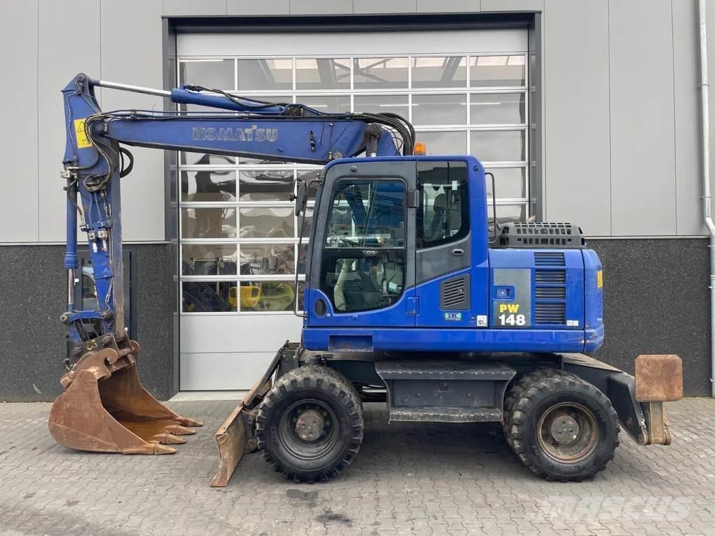 Komatsu PW148-8 Bageri na kotačima